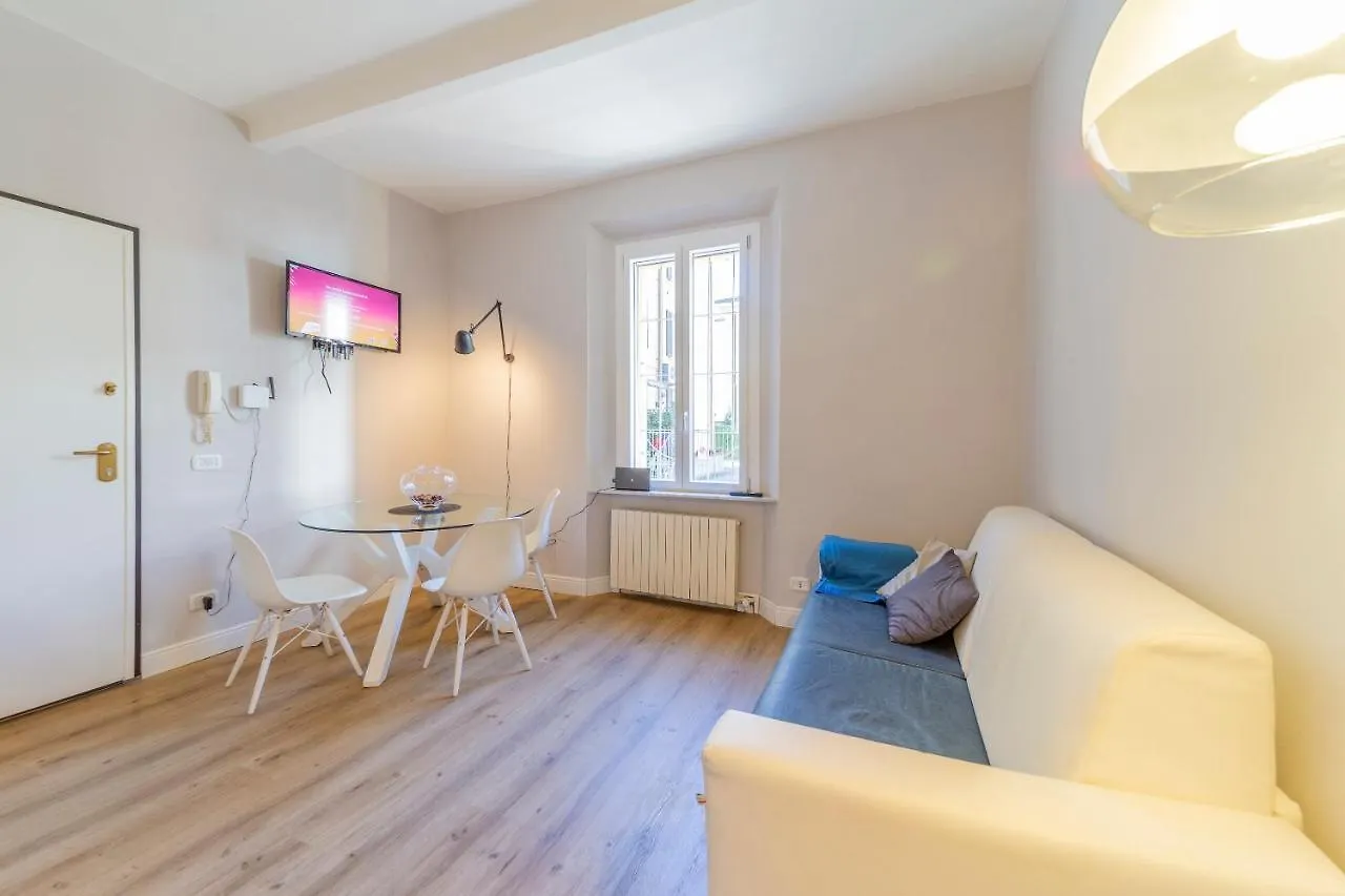 Apartment Armadillo House - Elegante Casa Vacanza A Parma